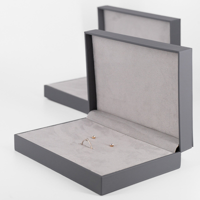 Футляр с оклейкой, серия "МАЭСТРО", 172х122х40 мм