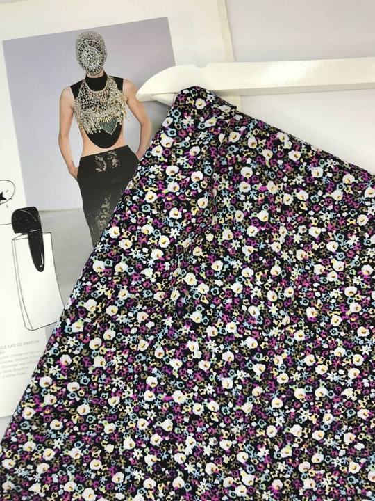 штапель принт цветок мелкий белый, розовый на черном D51C1