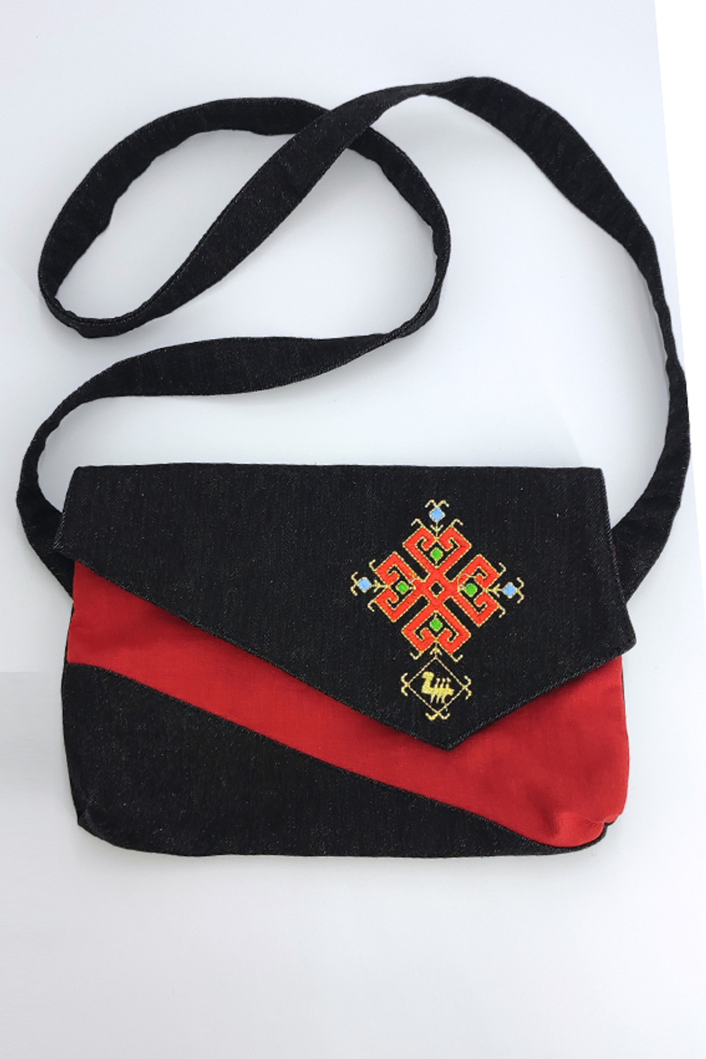 Сумка с чувашской вышивкой