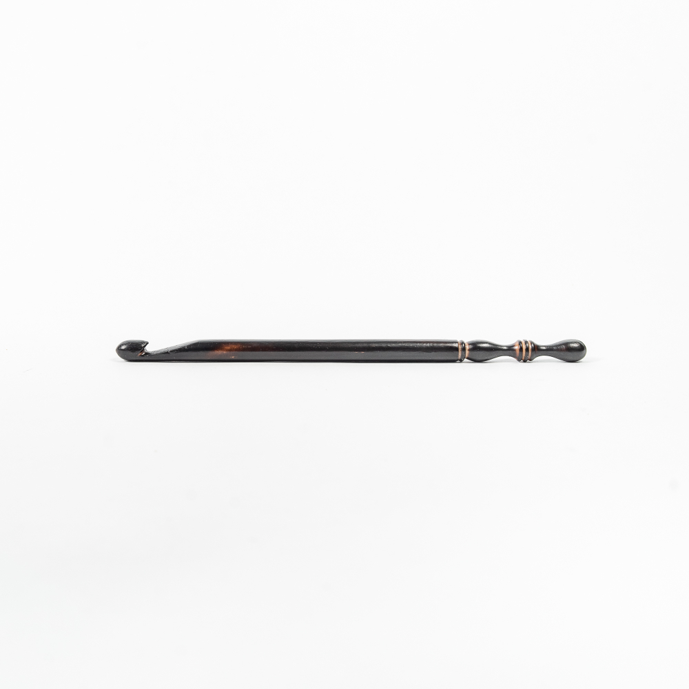 Деревянный крючок для вязания из древесины кедра 8 мм. K284