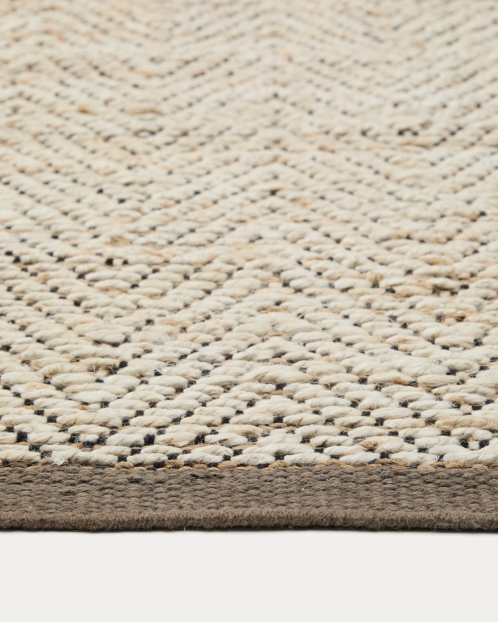 Ковер Tambo из джута бежевого цвета 70 x 140 см