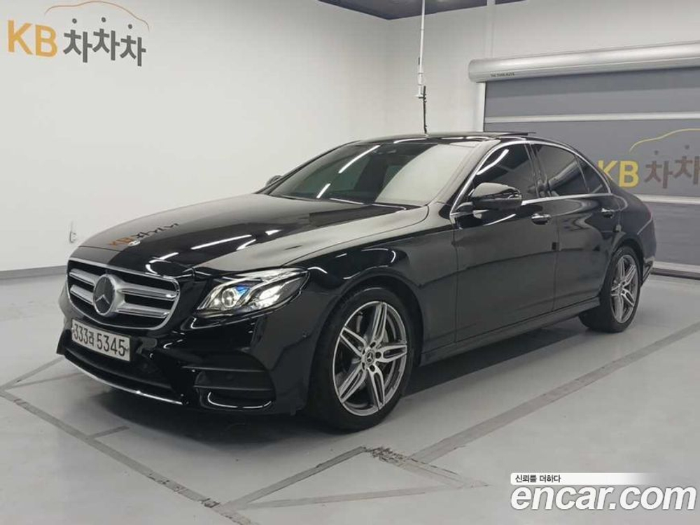 Mercedes-Benz E-Class W213 E300 4MATIC AMG Line (01.2020)