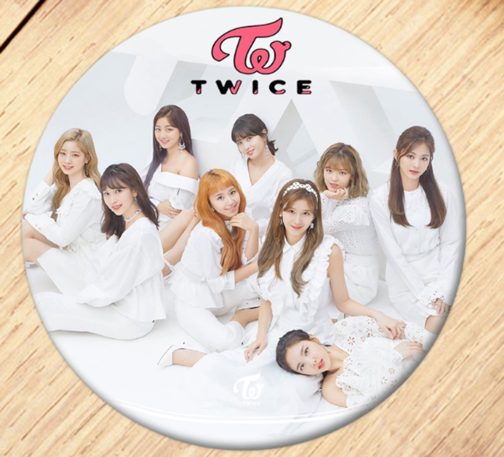 Значок (TWICE)