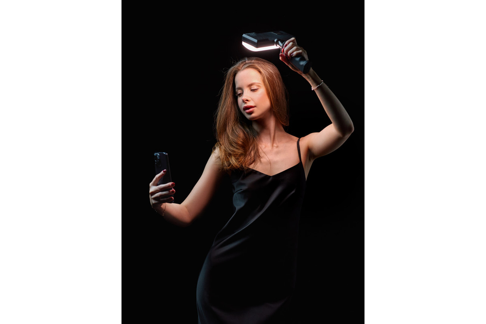 Осветитель светодиодный Raylab RL-LED20BI 1800-9000К