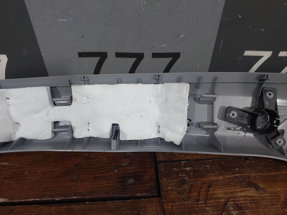 Обшивка стойки передней правой Chery Tiggo 4 Pro 20-нв Б/У Оригинал 403002517AAAGY