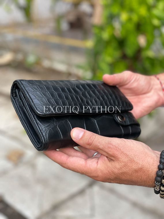 Кошелек из кожи крокодила черного цвета - WA-214