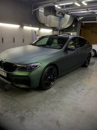 BMW в виниловую пленку Carbins Dark Green M6-16