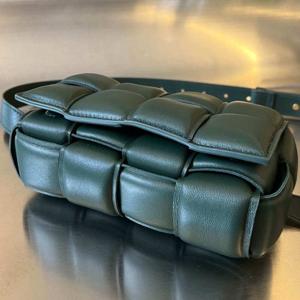 Bottega Veneta Mini Cassette 18 cm
