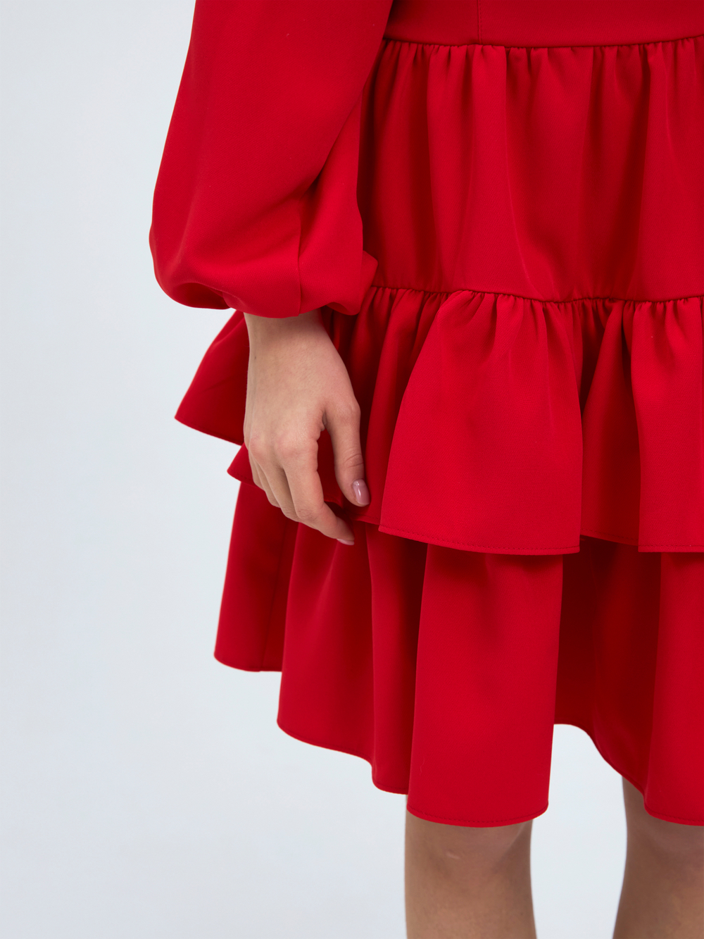 Платье праздничное ярусное с воланами для девочки красное