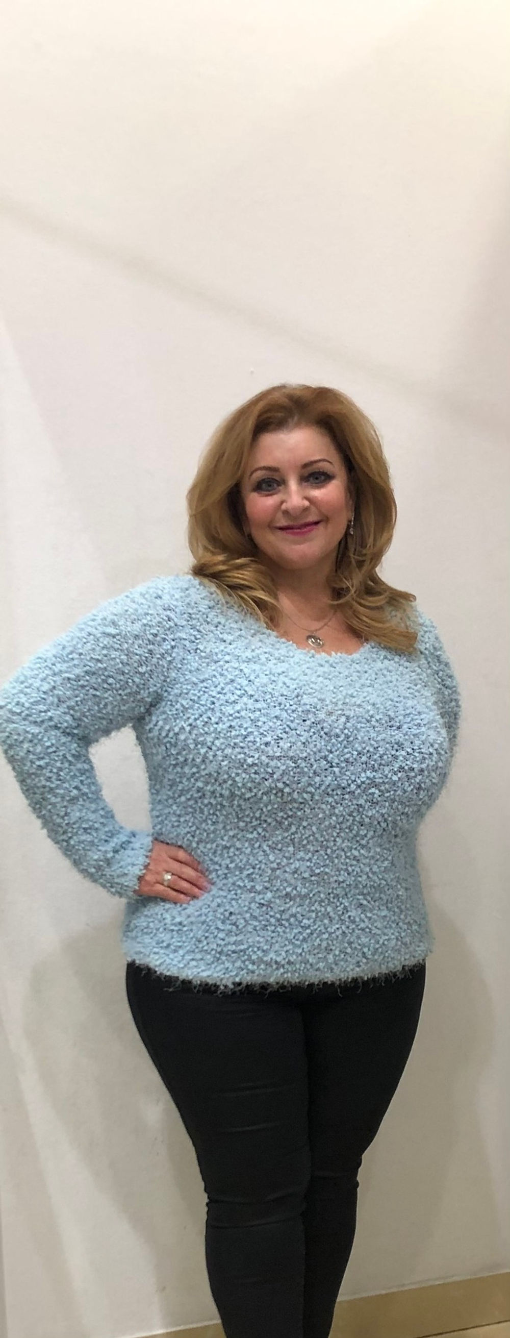 Буклированный немецкий джемпер голубого цвета