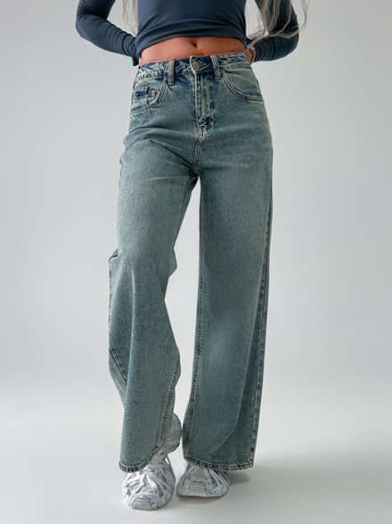 Джинсы LOLOBLUES 18206 широкие с синим карманом сзади