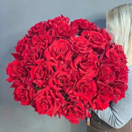 Букет из 25 красных французских роз (Эквадор 60 см)