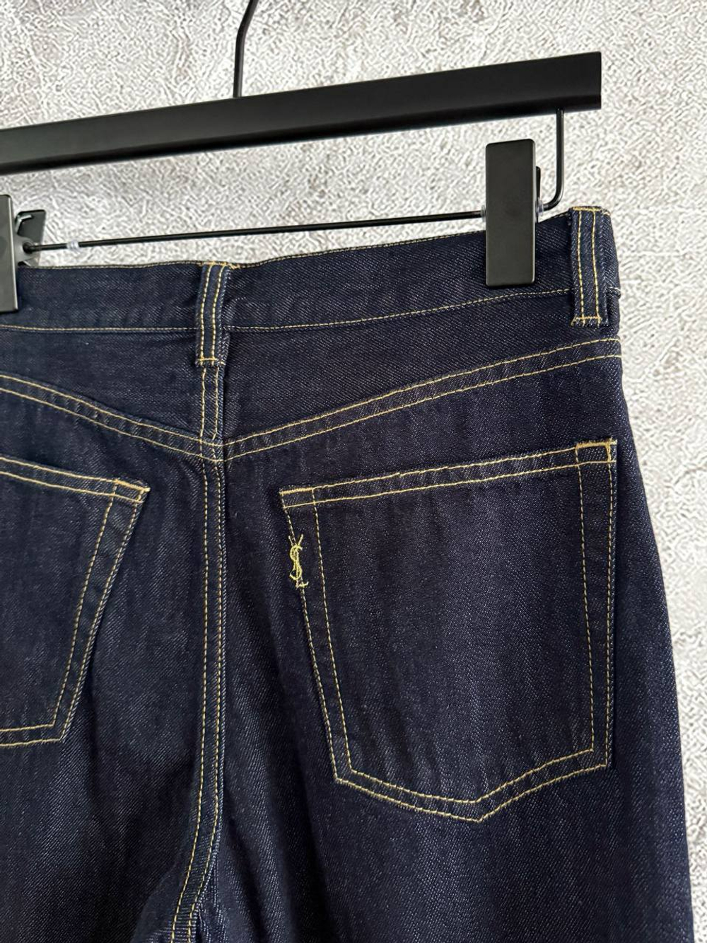Джинсы Yves Saint Laurent