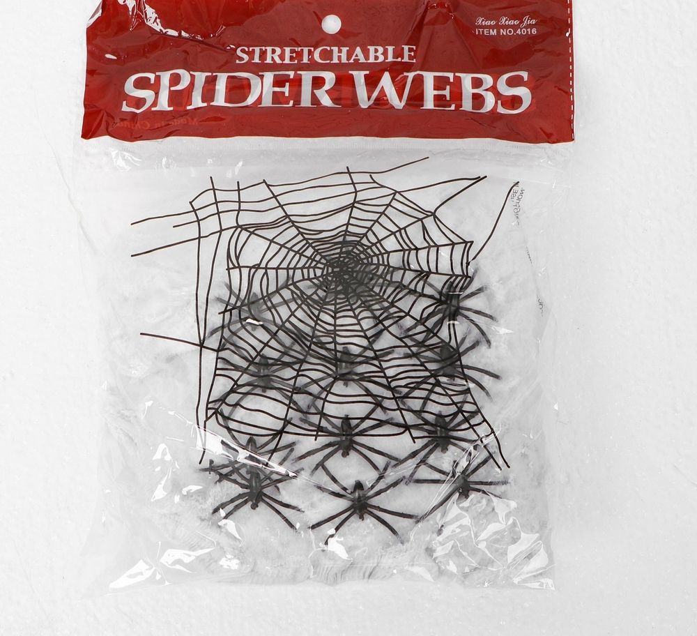 Паутина искусственная на Хэллоуин белая, 60 г, 12 пауков