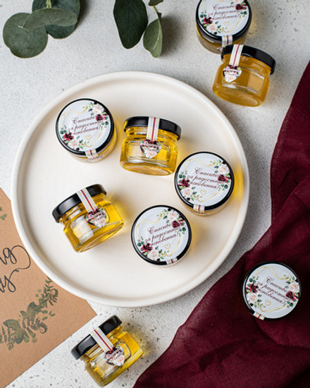 Набор свадебных бонбоньерок, свадебные комплименты, подарки для гостей от молодоженов на свадьбу в цвете марсала, 9 баночек с медом по 35 грамм