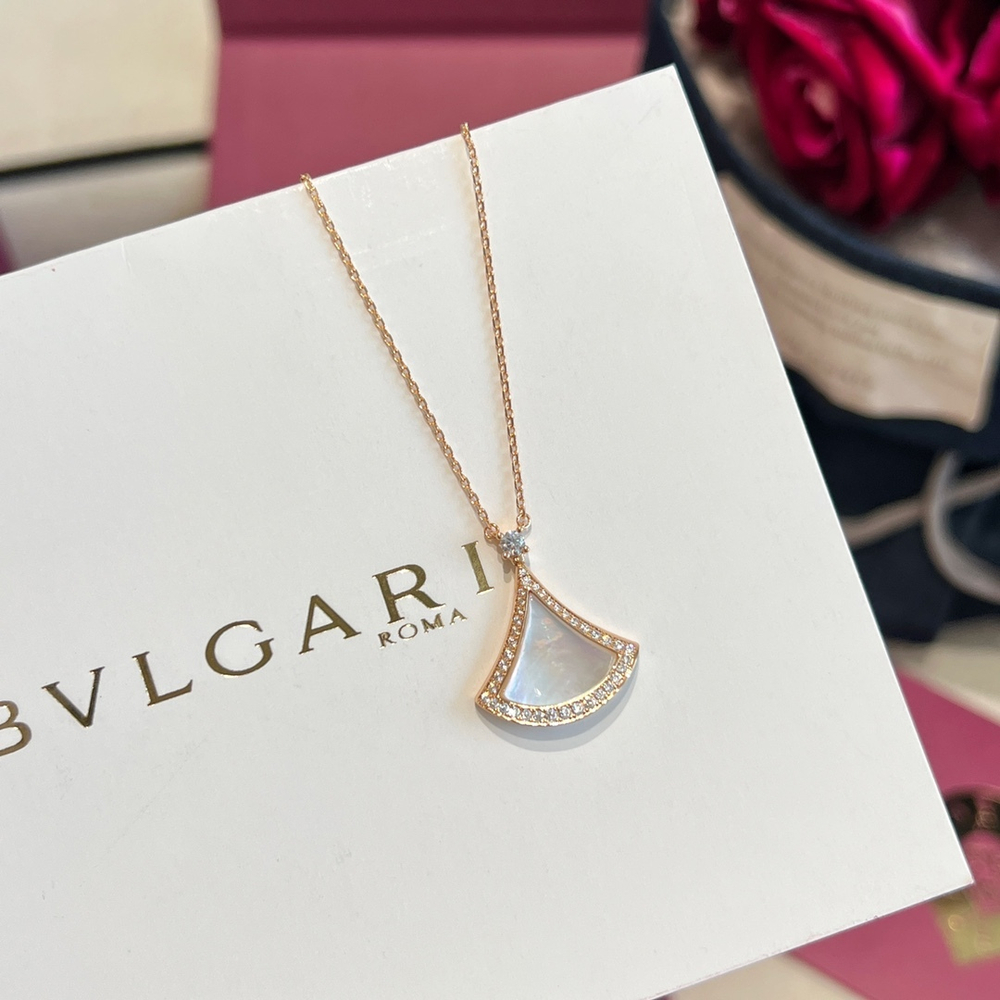 Bvlgari Divas' Dream Necklace
