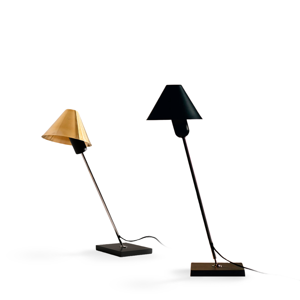 Настольный дизайнерский светильник Gira by Santa & Cole