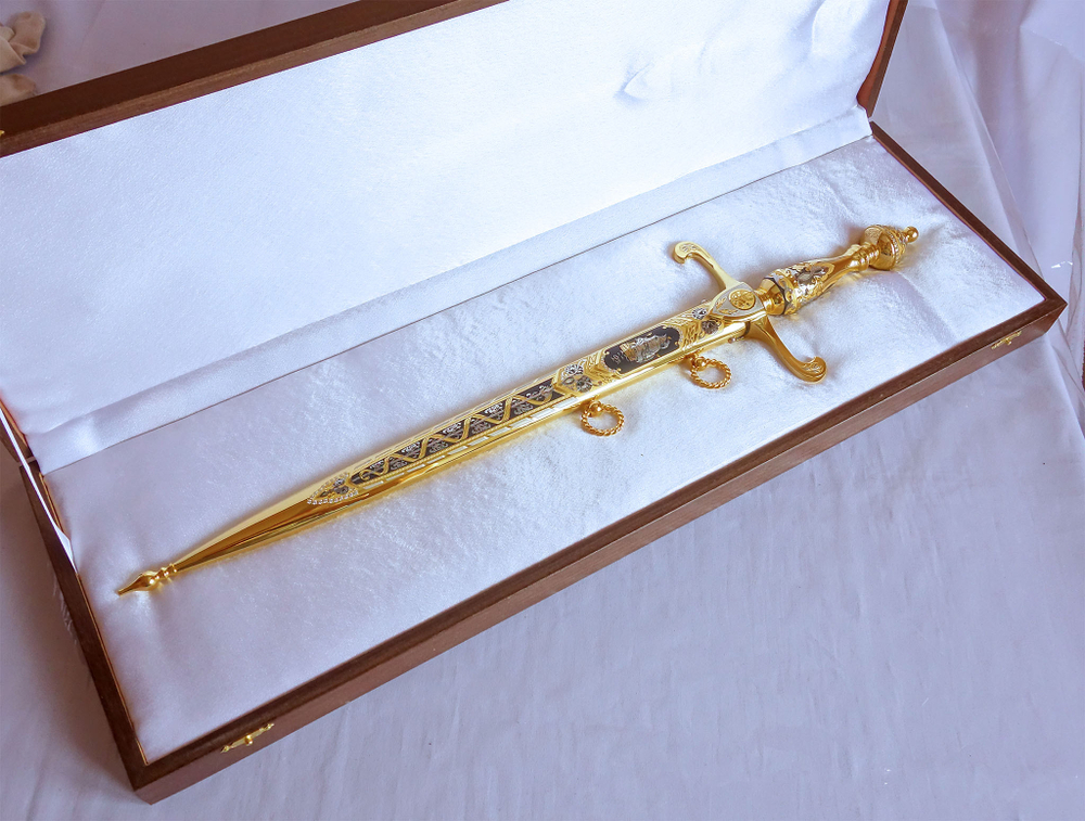 Кортик морской адмиральский