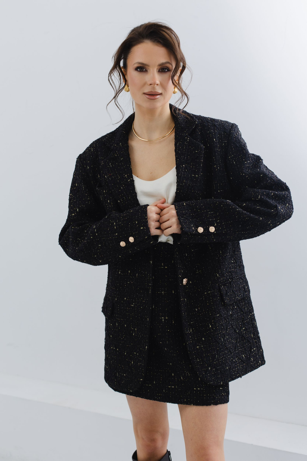 Жакет из твида однобортный черный с золотыми нитями