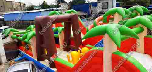 Надувная полоса препятствий "Гонки в джунглях"