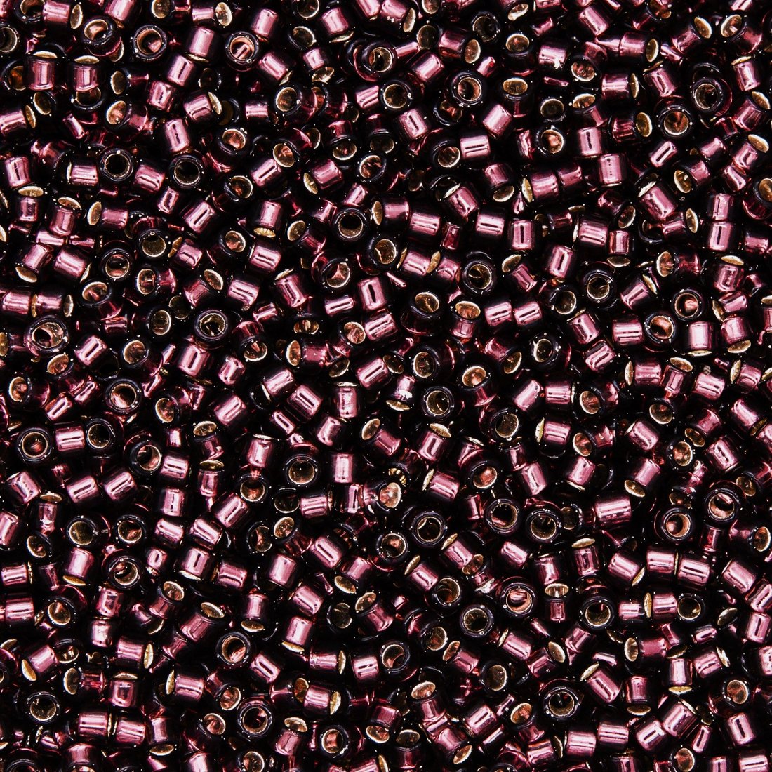 Японский бисер TOHO Treasure (№26C), с внутренним серебрением, прозрачный