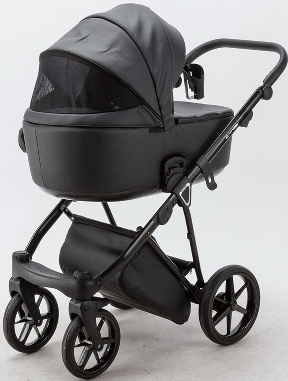 Детская коляска Adamex Porto Deluxe 2 в 1 PO-SA02 (ЧЁРН.КОЖА)