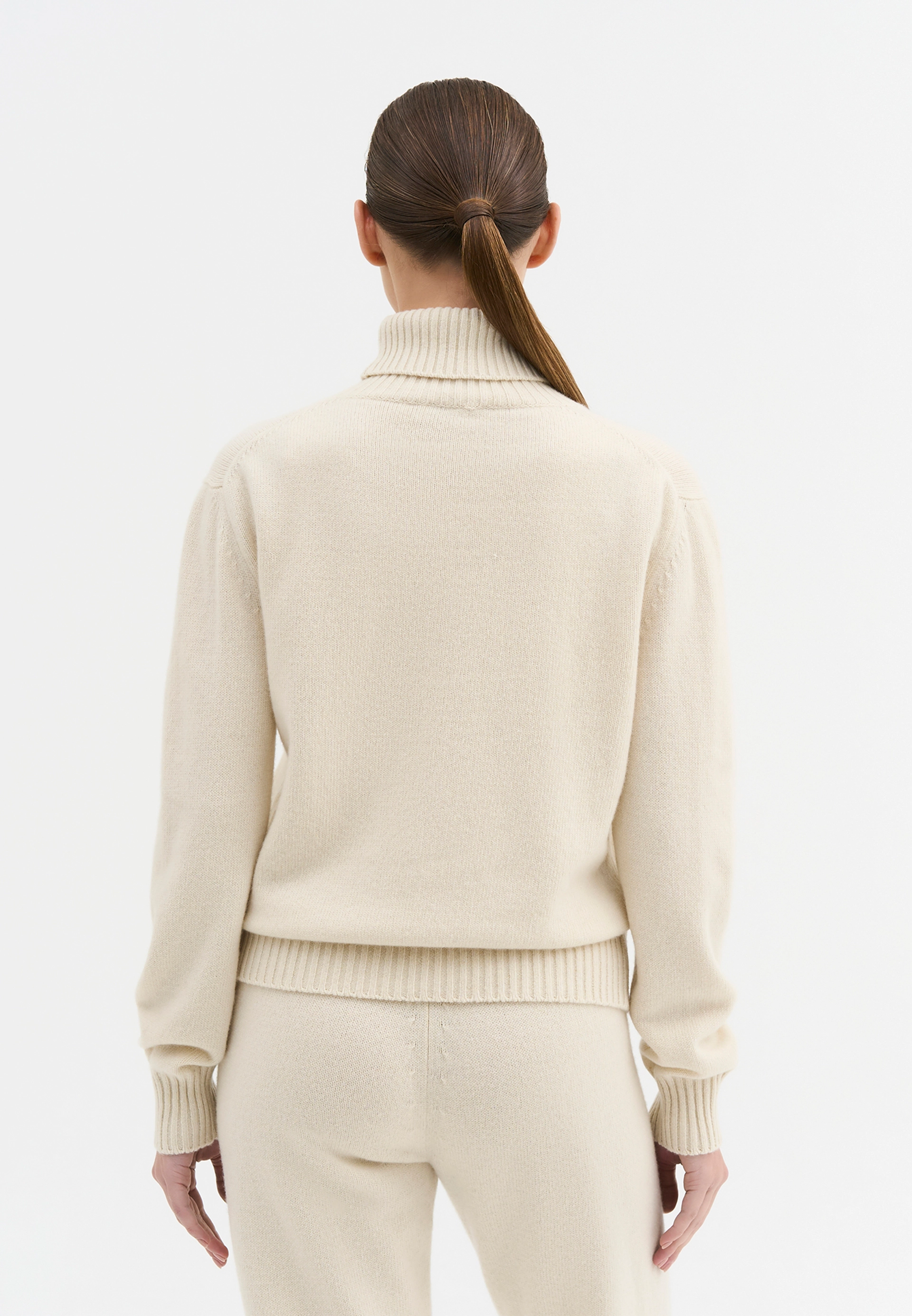 Кашемировый свитер