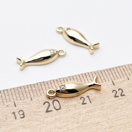 Подвеска Рыба, цвет золото, фианит, размер 16*5 мм, цена за 1 шт