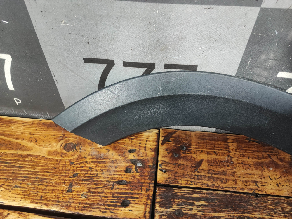 Накладка двери задней правой Volkswagen Taos 20-нв Б/У Оригинал 2GL8549709B9