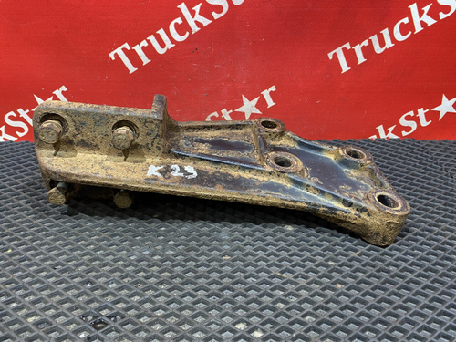 Кронштейн усилителя бампера 2018г