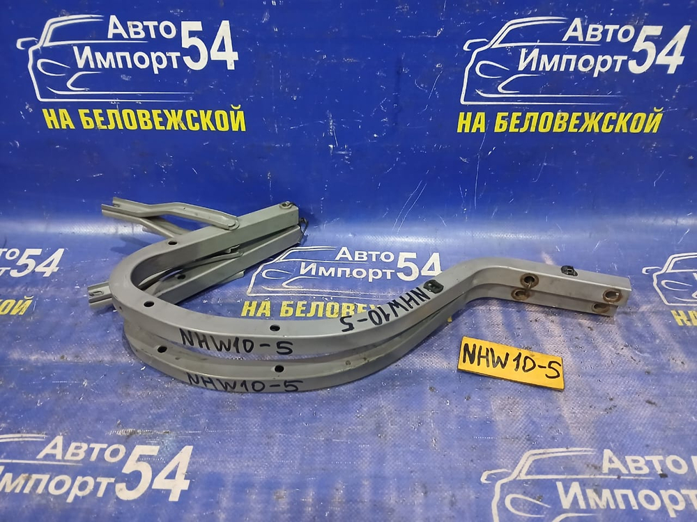 Петля багажника TOYOTA PRIUS 1998