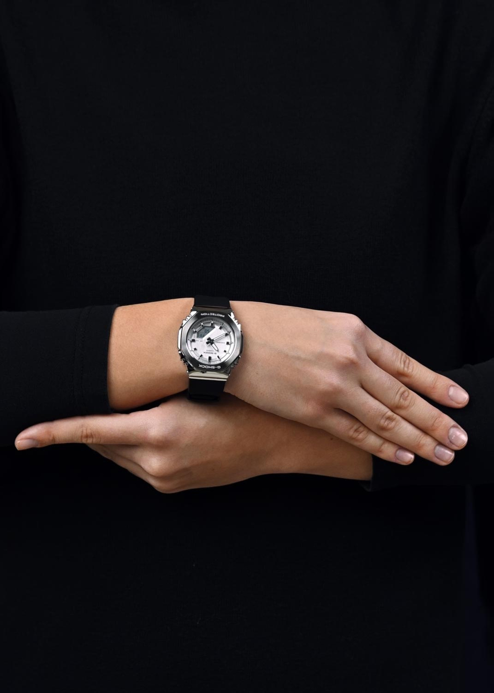Часы Casio GM-S2110-1A7