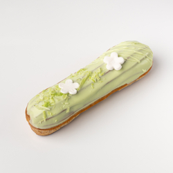 Эклер Фисташковый