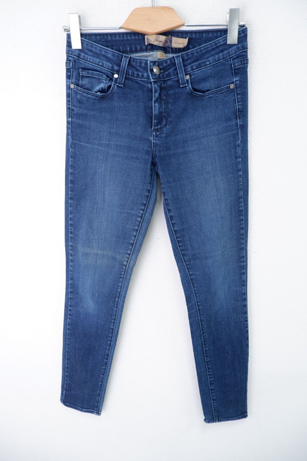 Джинсы Paige. базовые 44 размер