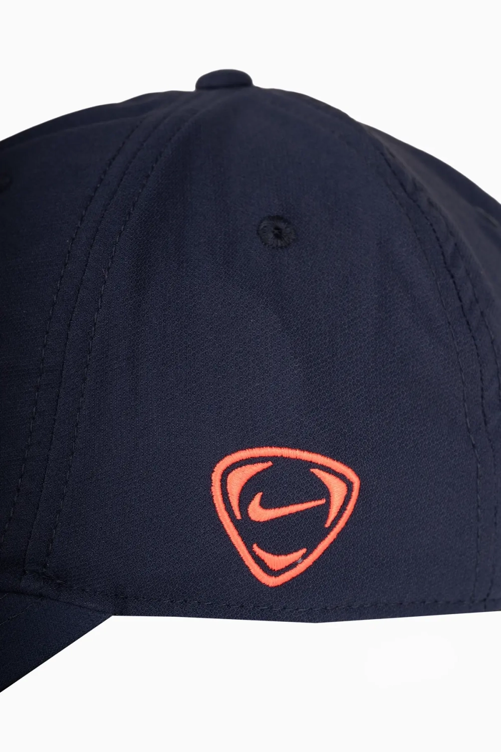 Кепка Nike FC Barcelona 25/26 Total 90 Club - темно-синий