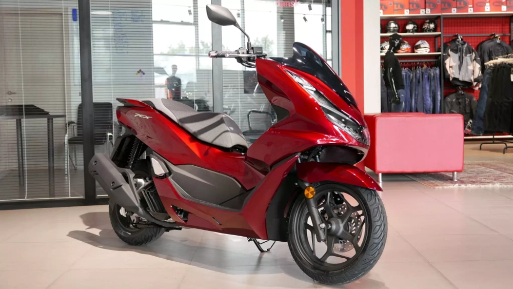 Скутер Honda PCX125