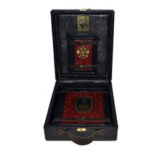 Набор из кожи в кейсе "Великие русские полководцы" книга+ежедневник