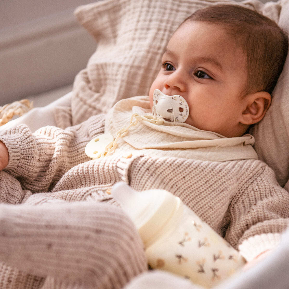 Бутылочка для кормления Suavinex Birdies 270 мл, желтая, 3 мес+