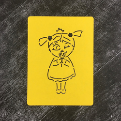 Девочка №2 с леденцом