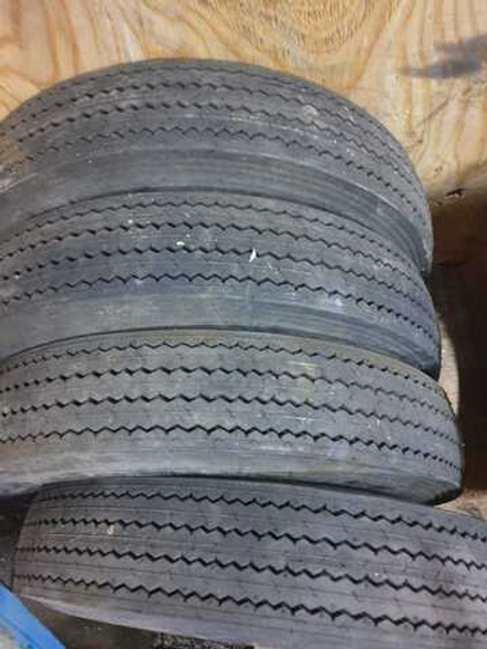 Dunlop taxi master 5.60R13  4шт.