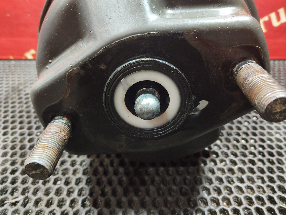 Энергоаккумулятор  задний 2019г