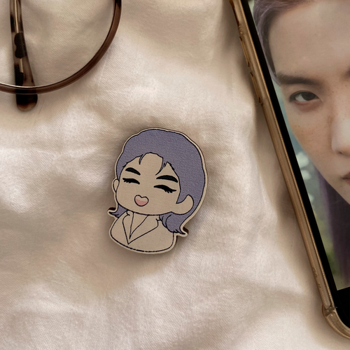 Значок (деревянный) / lapulapin / BTS / хопи