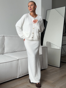 Комплект вязаный, пушистый, длинная юбка и кардиган