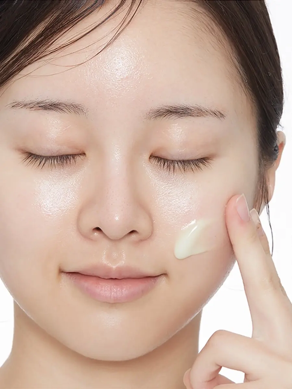 VT Cosmetics Сыворотка с микроиглами и ретинолом для лифтинга и обновления кожи Reti-A Reedle Shot 100 50 мл