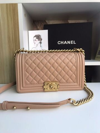Chanel Boy 25 cm