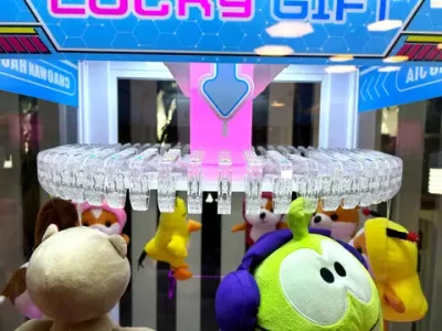 Призовой автомат прищепка «Lucky Gift»