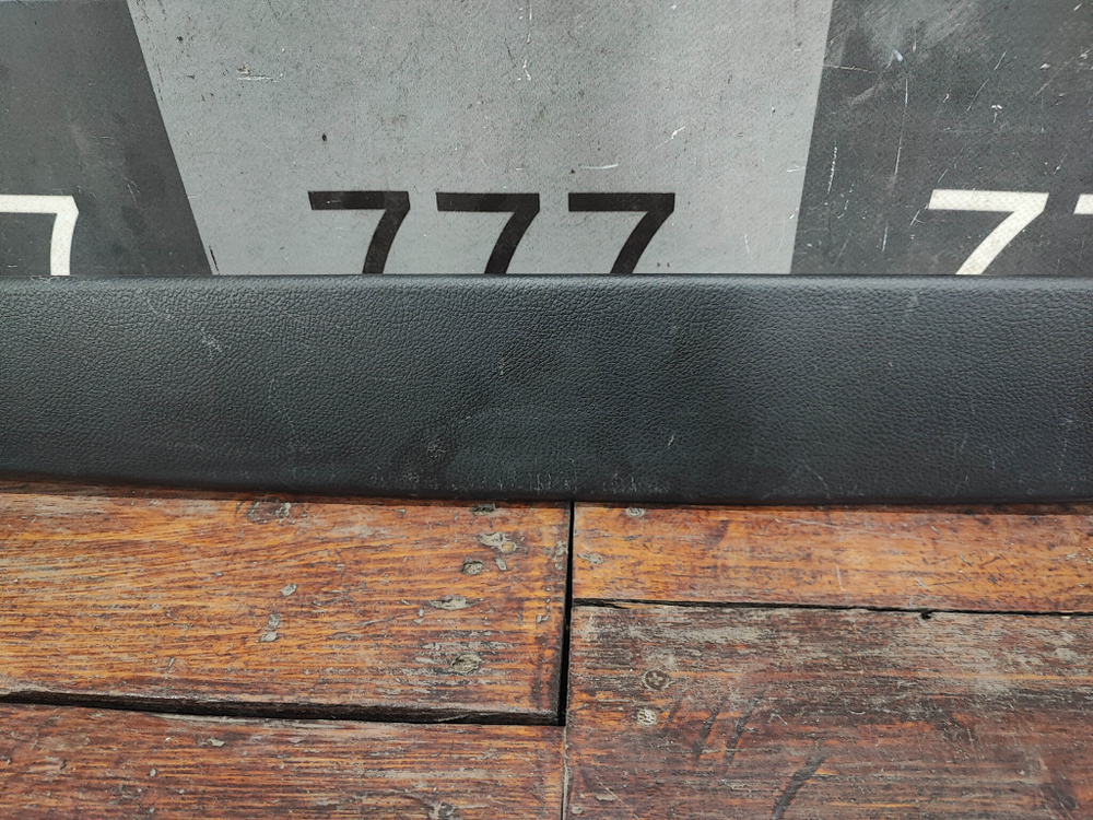 Обшивка крышки багажника Nissan X-Trail 2 (T31) 07-14 Б/У Оригинал 90904JG00A