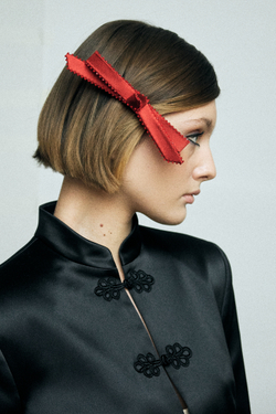 Бордовая "Стрекоза" с декором