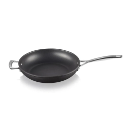 Le Creuset Сковорода PRO с антипригарным покрытием 30см.