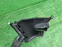 Воздуховод переднего бампера Hongqi E-HS9 (20-нв)